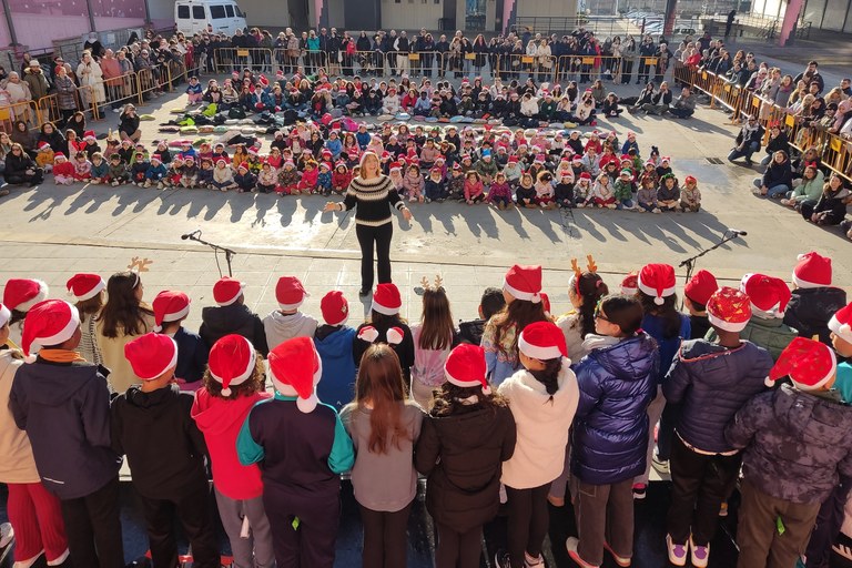 Els carrers i places de Tàrrega s’omplen de cançons de Nadal amb les veus de l’alumnat d’Infantil i Primària