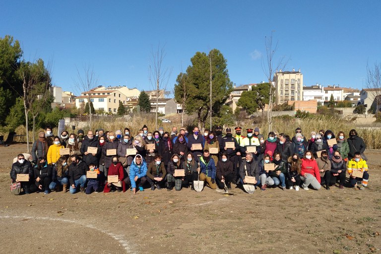 Nou espai arbrat a Tàrrega en record de les víctimes de la violència masclista