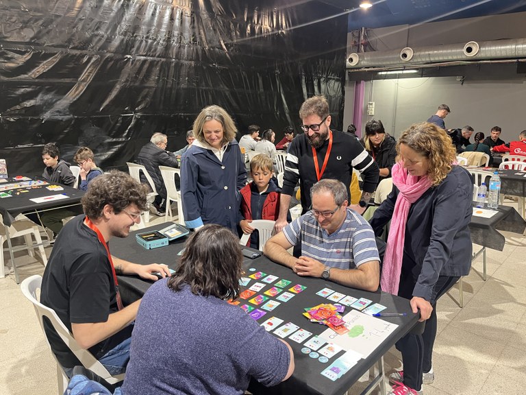Èxit de participació del 'Seu i Calla', la primera mostra de jocs de taula moderns a Tàrrega