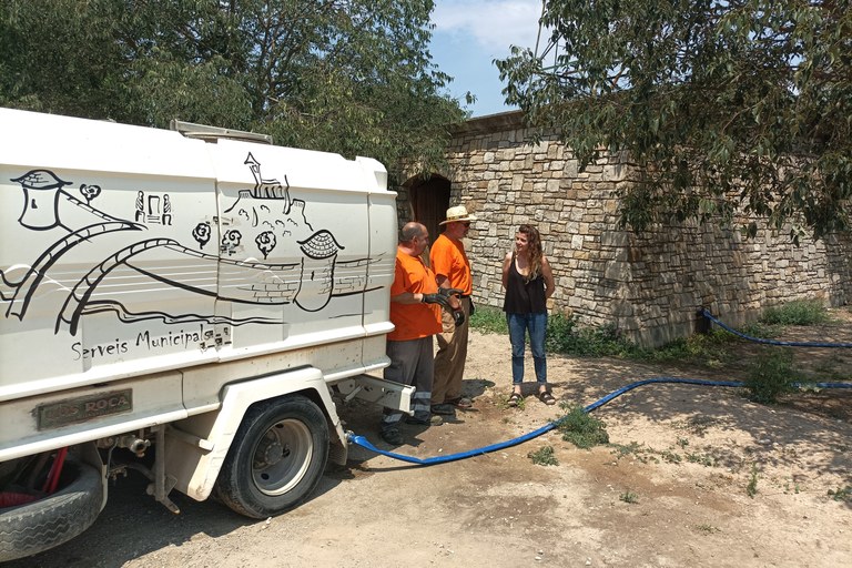 L’Ajuntament de Tàrrega utilitza aigua freàtica per netejar carrers i regar parcs i jardins arran de la sequera
